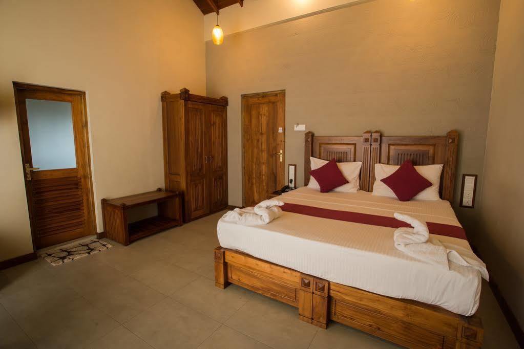 Piumara Residence Kandy Esterno foto