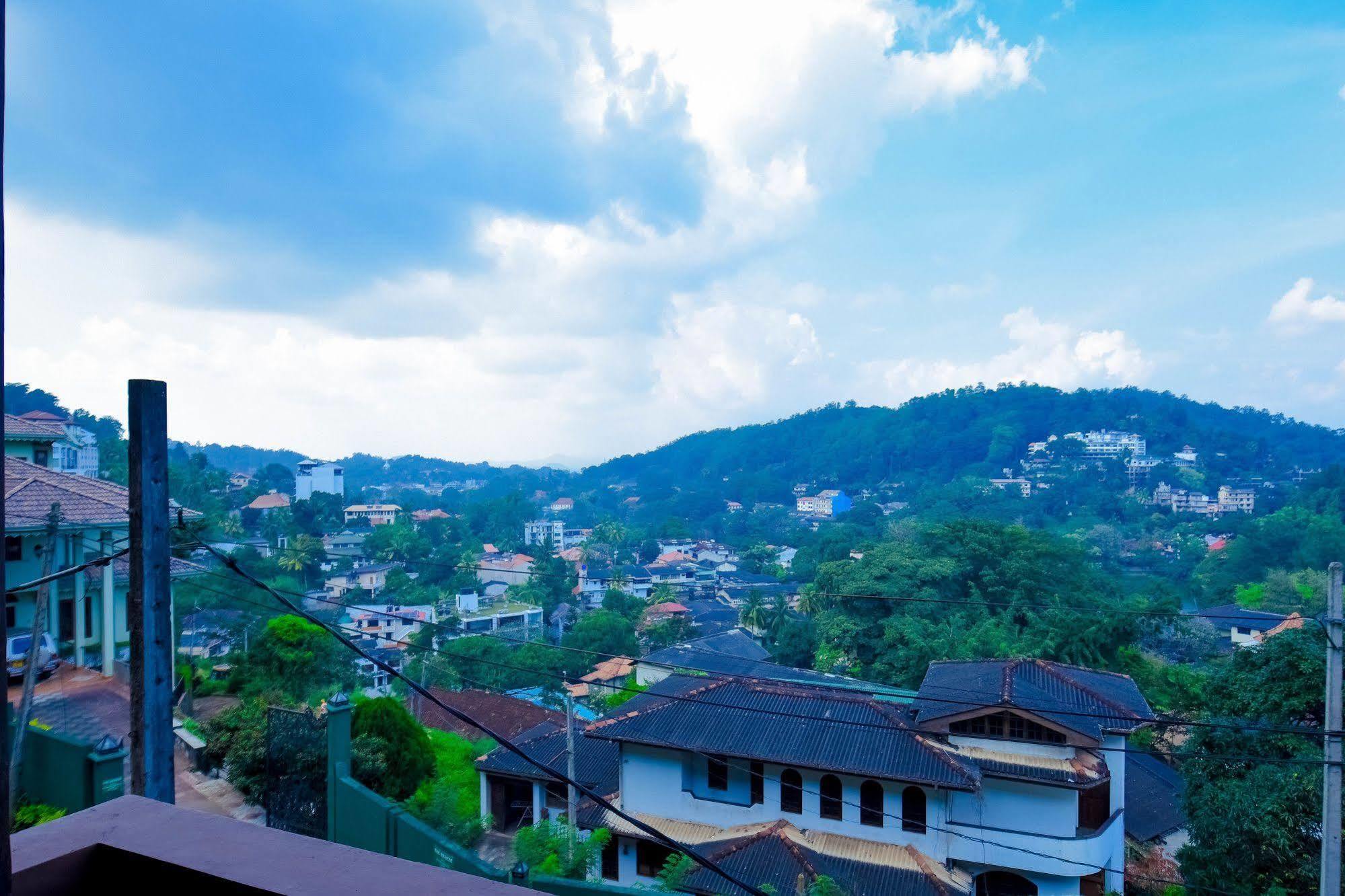 Piumara Residence Kandy Esterno foto
