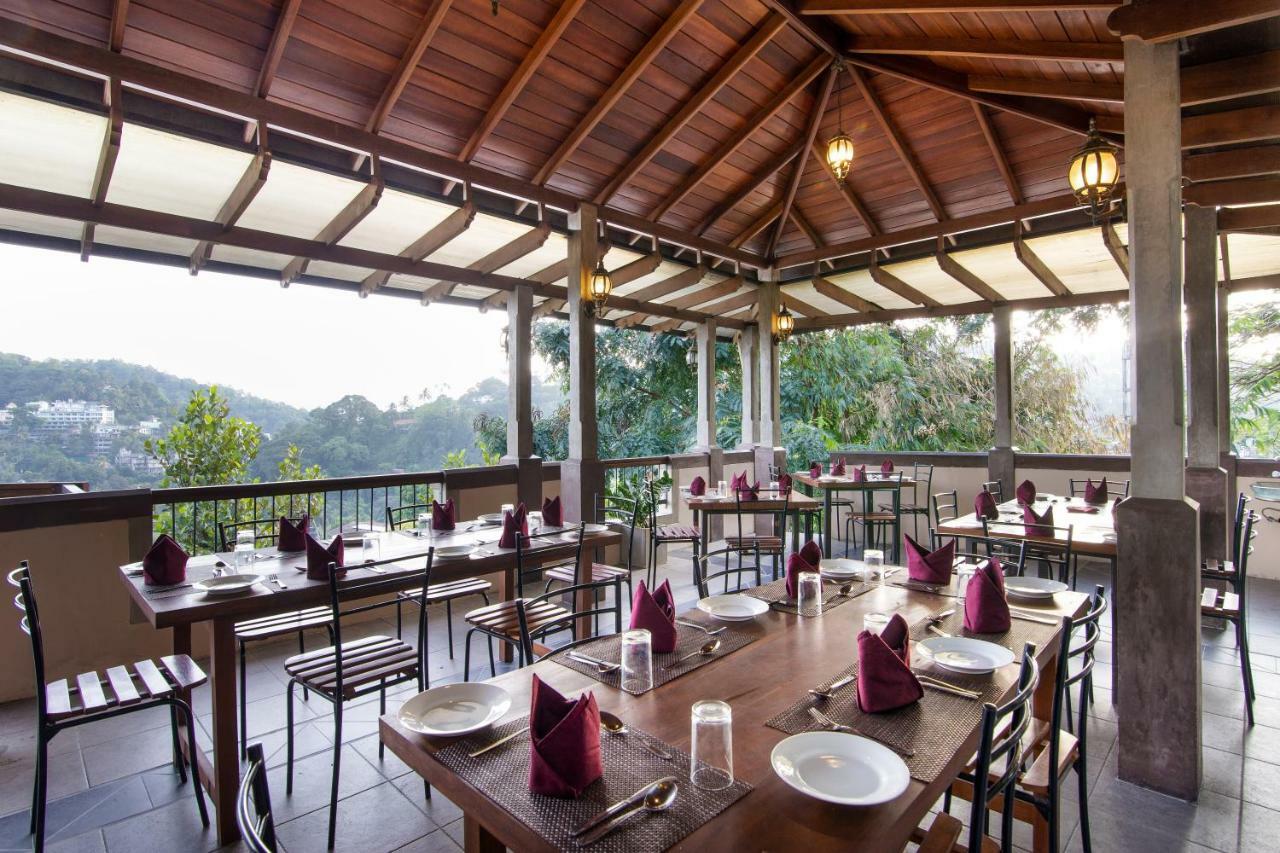 Piumara Residence Kandy Esterno foto